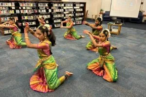 DIS Dances (15)